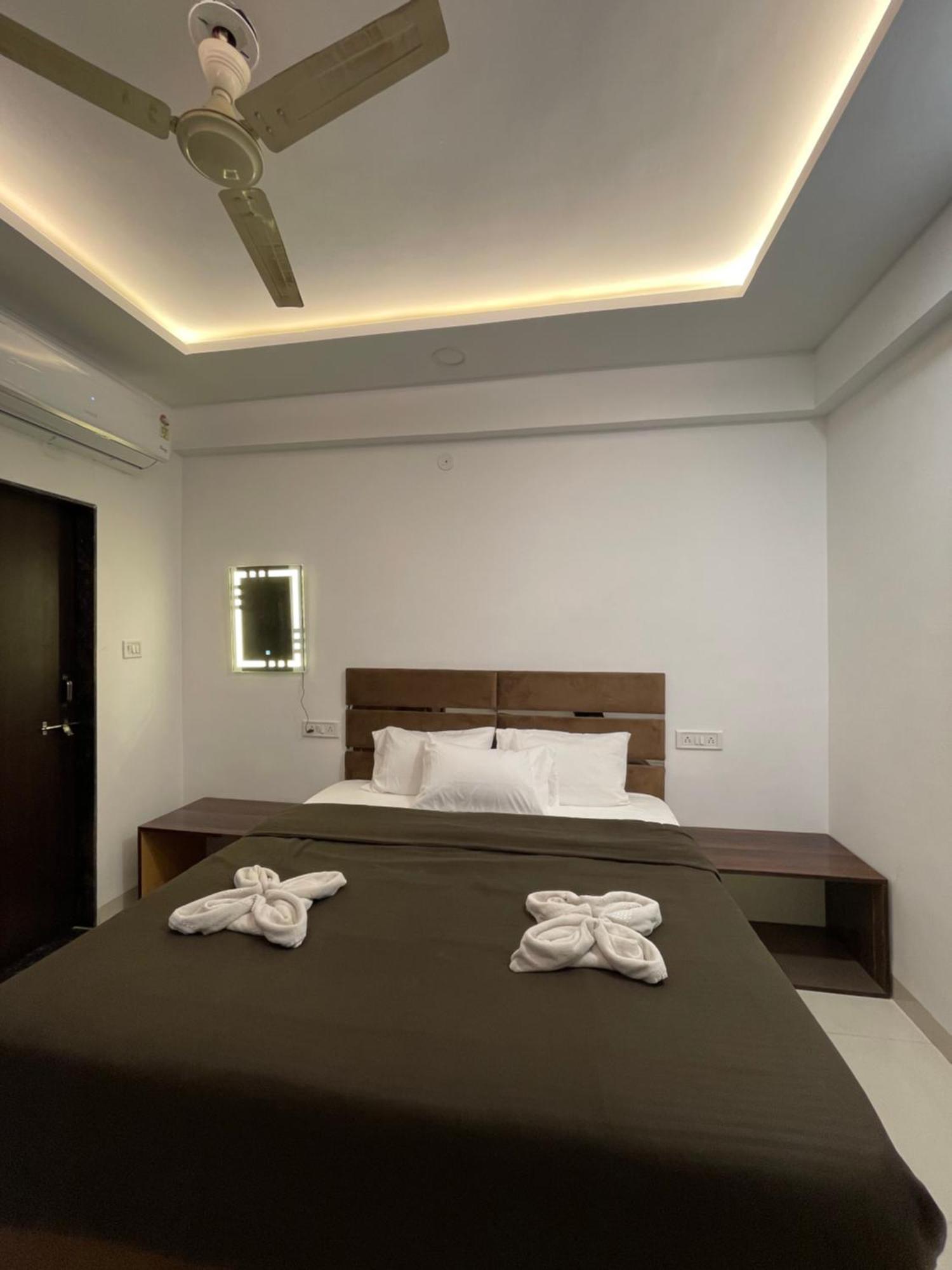 Hotel Kiwi Inn Vijaynagar Scheme 78 인도르 외부 사진
