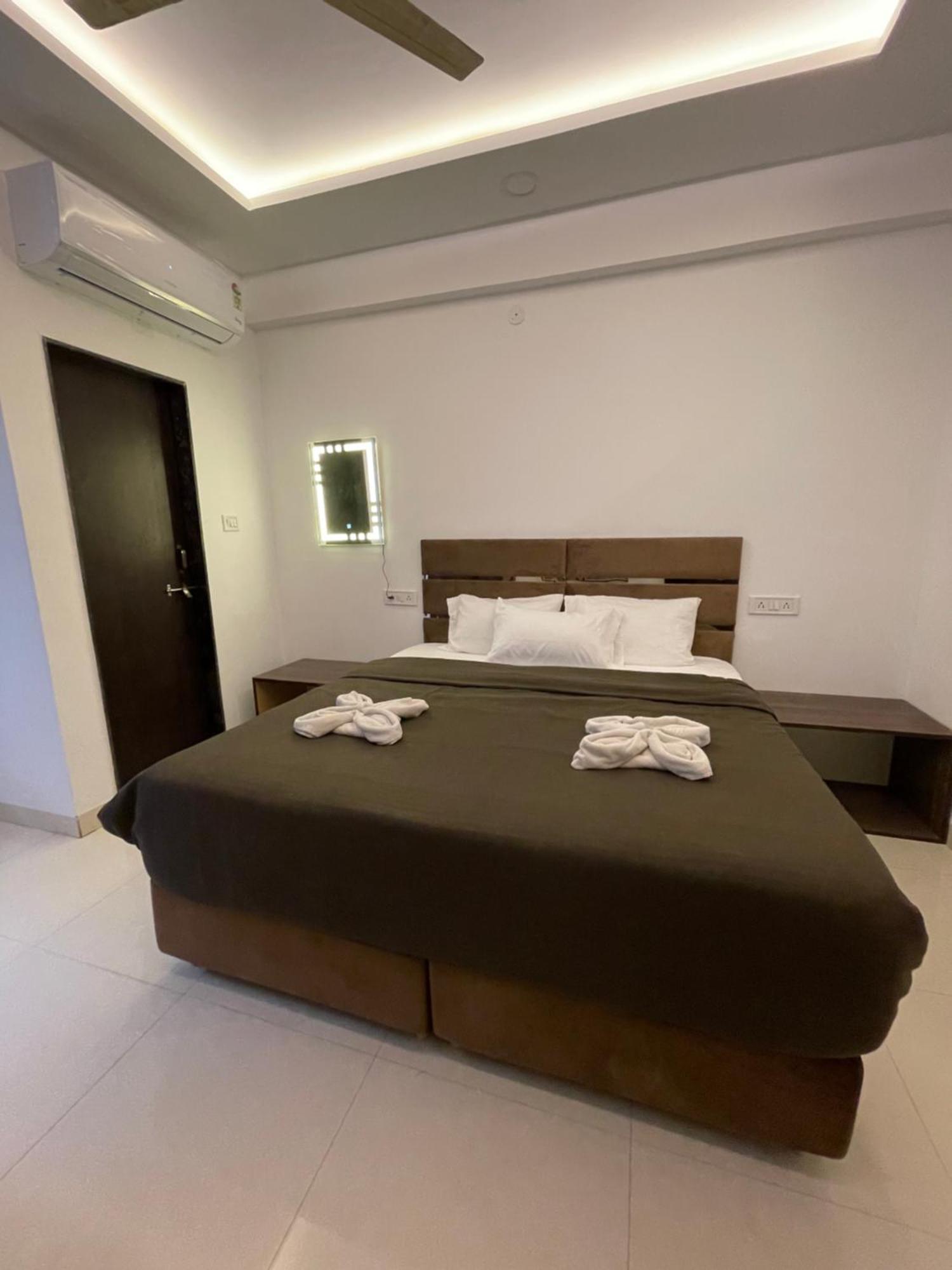 Hotel Kiwi Inn Vijaynagar Scheme 78 인도르 외부 사진