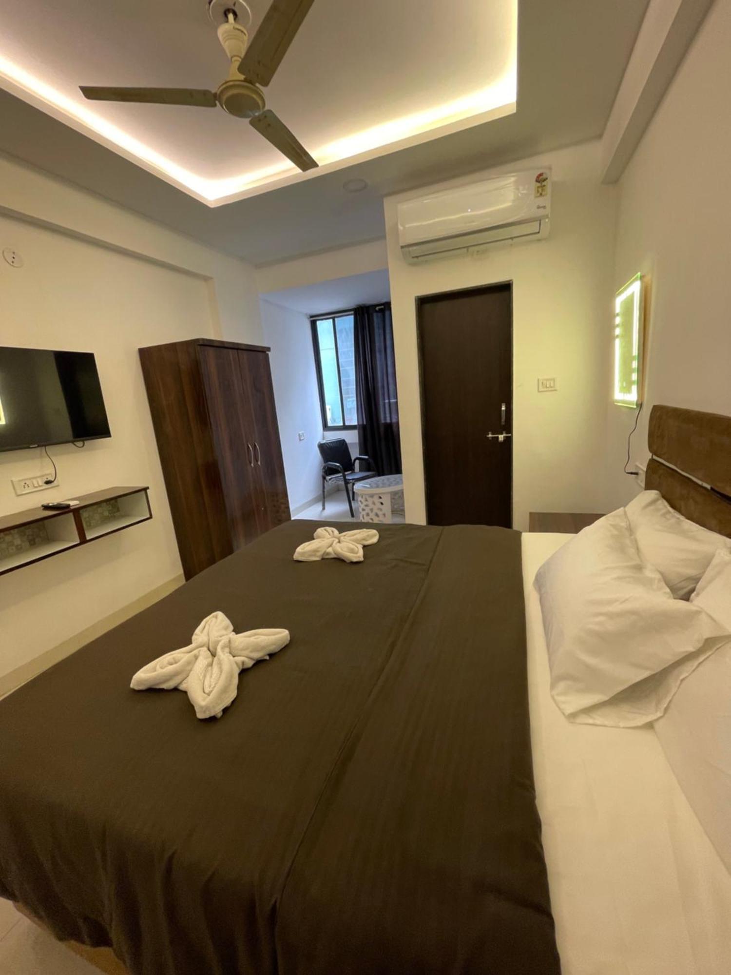 Hotel Kiwi Inn Vijaynagar Scheme 78 인도르 외부 사진