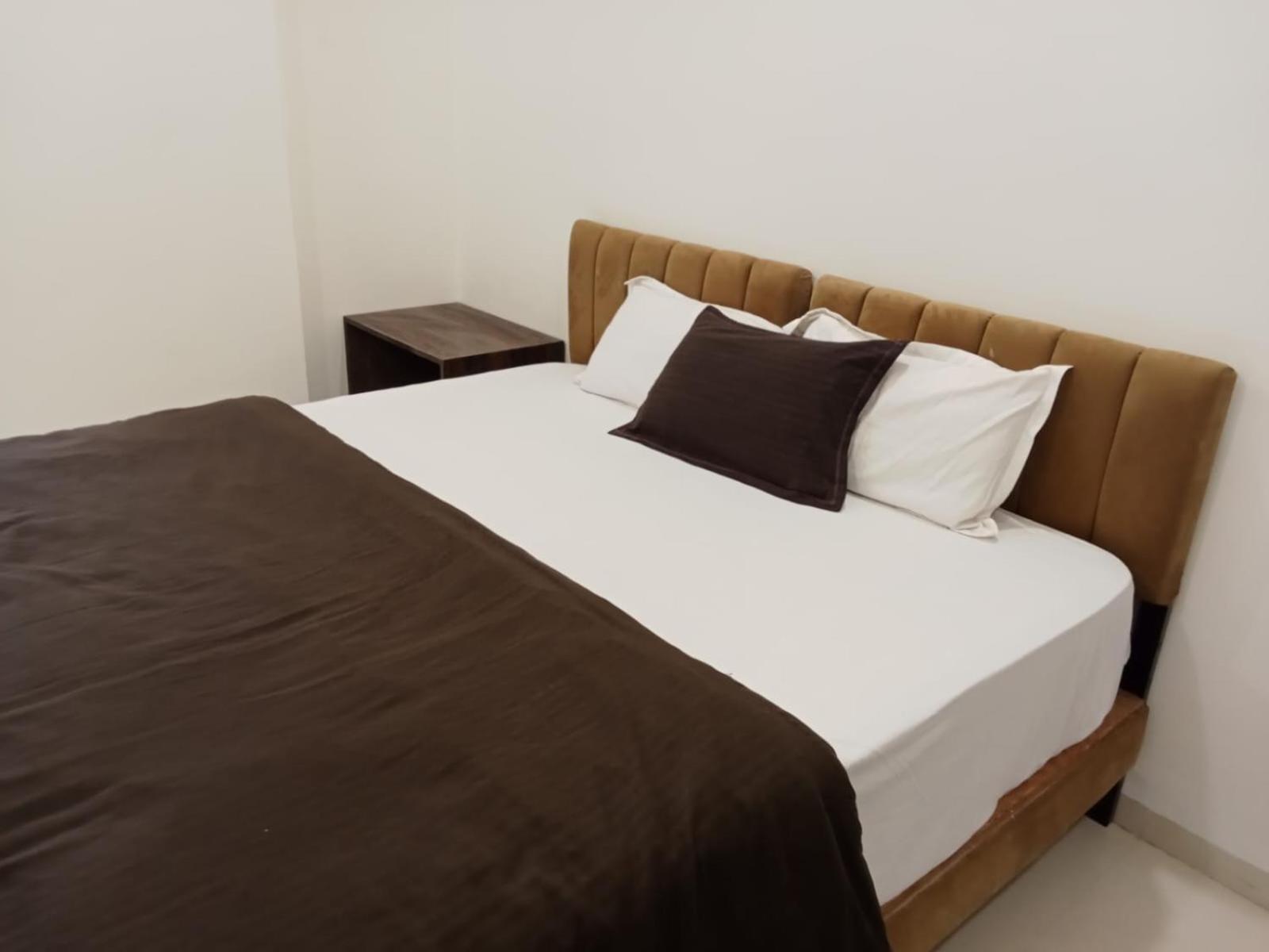 Hotel Kiwi Inn Vijaynagar Scheme 78 인도르 객실 사진