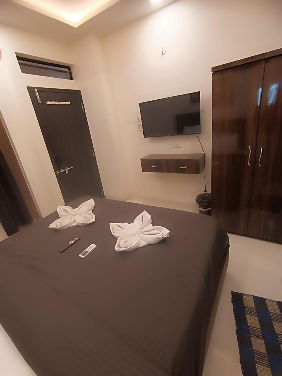 Hotel Kiwi Inn Vijaynagar Scheme 78 인도르 외부 사진